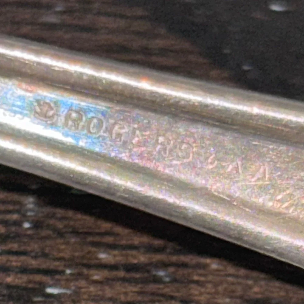 Rogers & Bro | Silverplate |‎ INS447 | 1937 Grapefruit Spoon Pointed Tip Vintage